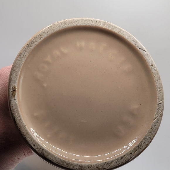 VTG Royal Haeger Footed Vase | 9" | Creamy Beige & Bluish Gray | Pottery - Picture 3 of 13